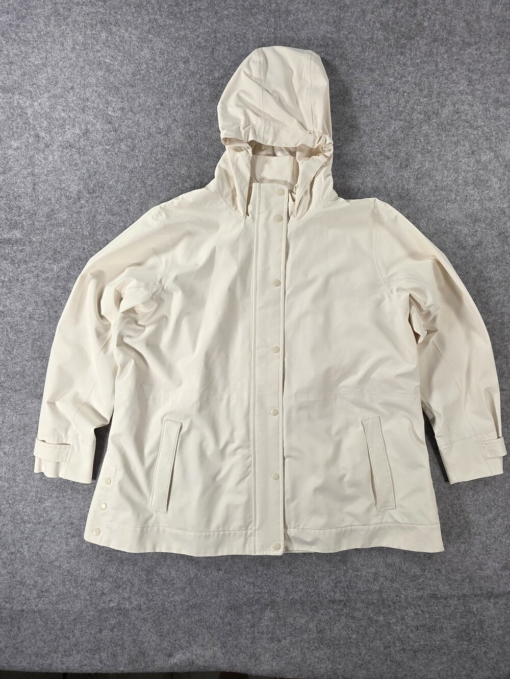 Athleta RainOut Sutro Trench‎ Jacket Cream 2X